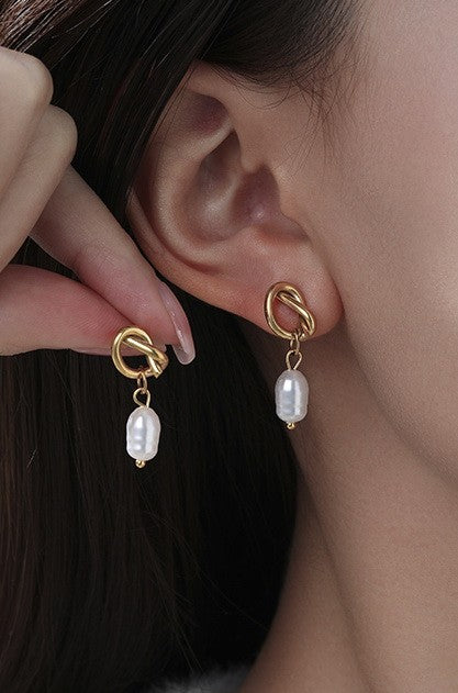 Pearl Drop Earrings